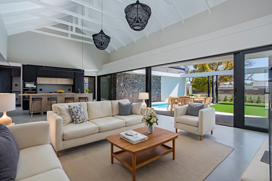 4 Bedroom Property for Sale in Pearl Valley at Val de Vie Western Cape